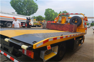 陇县附近拖车电话号码服务