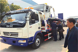 陇县汽车道路救援拖车价格